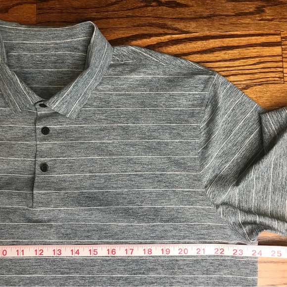 Lululemon tech polo pique - Picture 2 of 3